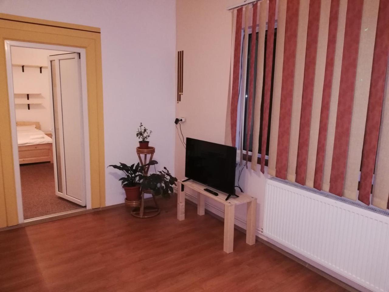 Arina'S Apartments Brasov Exterior photo